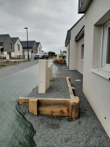 Soutènement en traverses paysagères en bois
